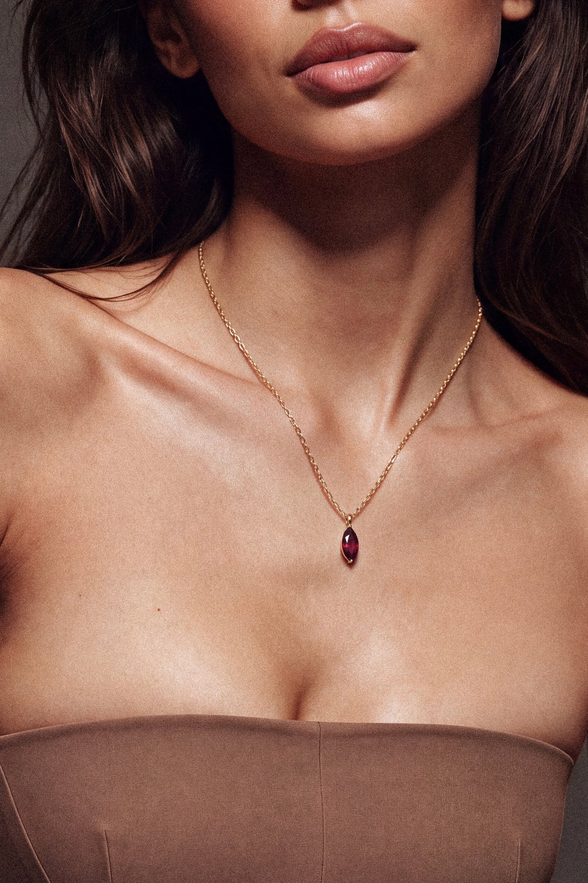 Diana Necklace in Gold