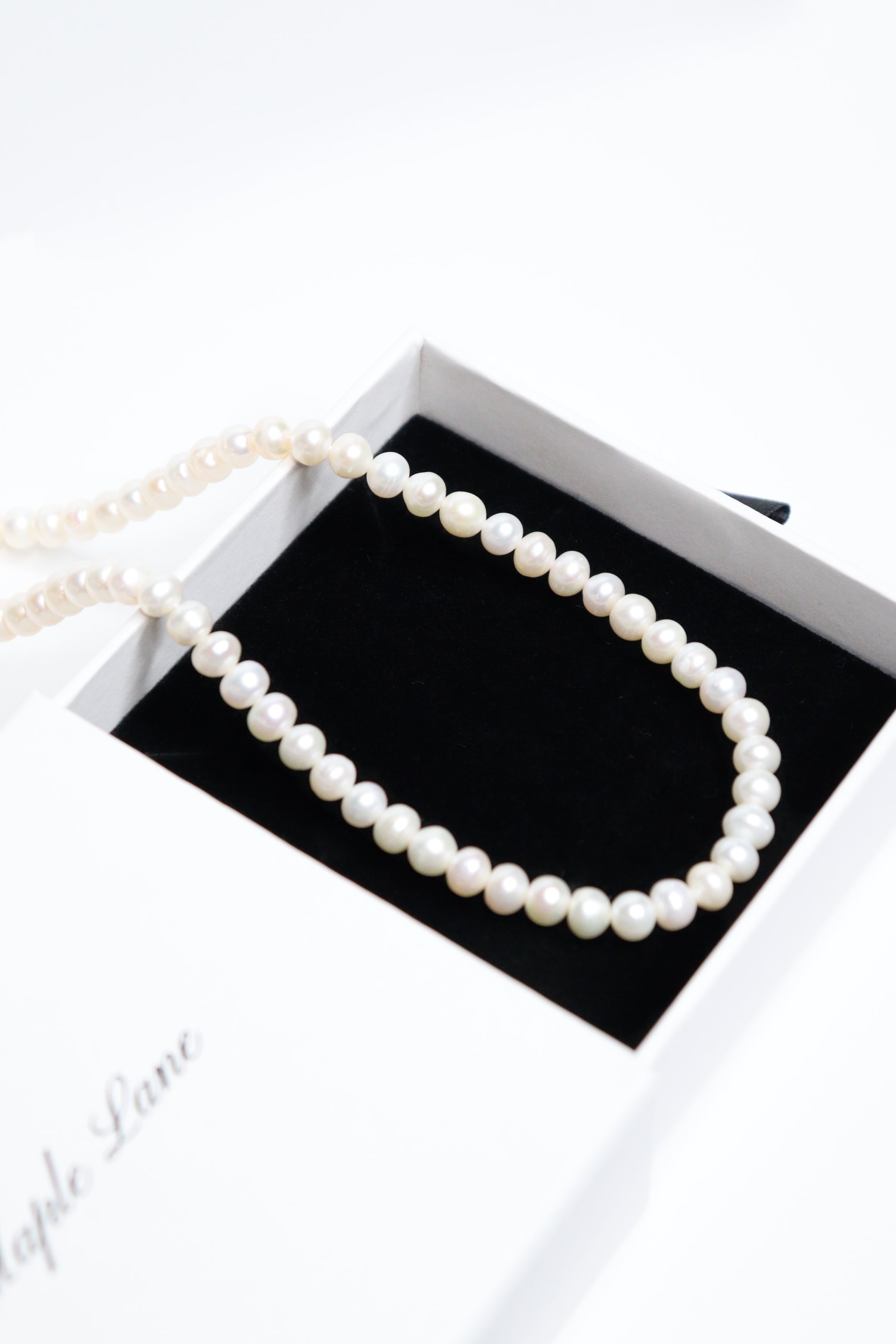 “Céline” Fine Pearl Necklace
