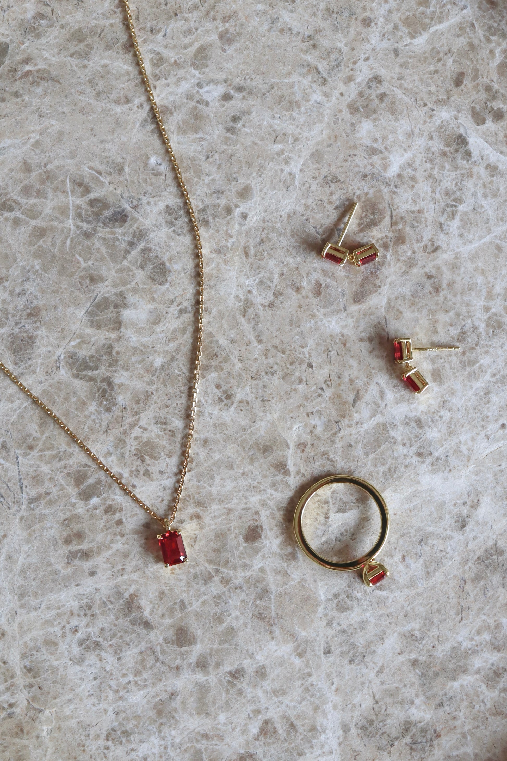 Dorothea Necklace in Gold