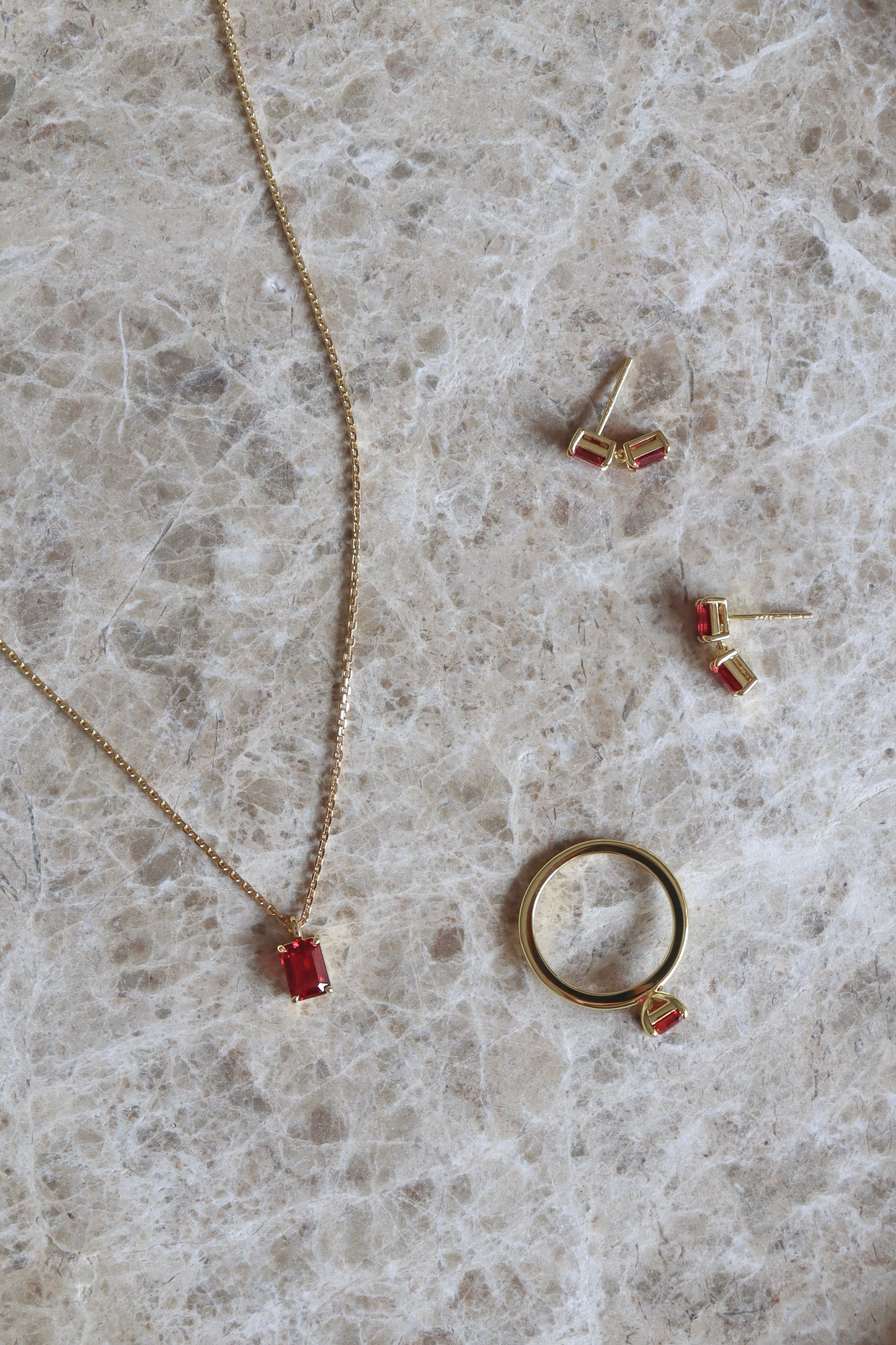 Dorothea Necklace in Gold