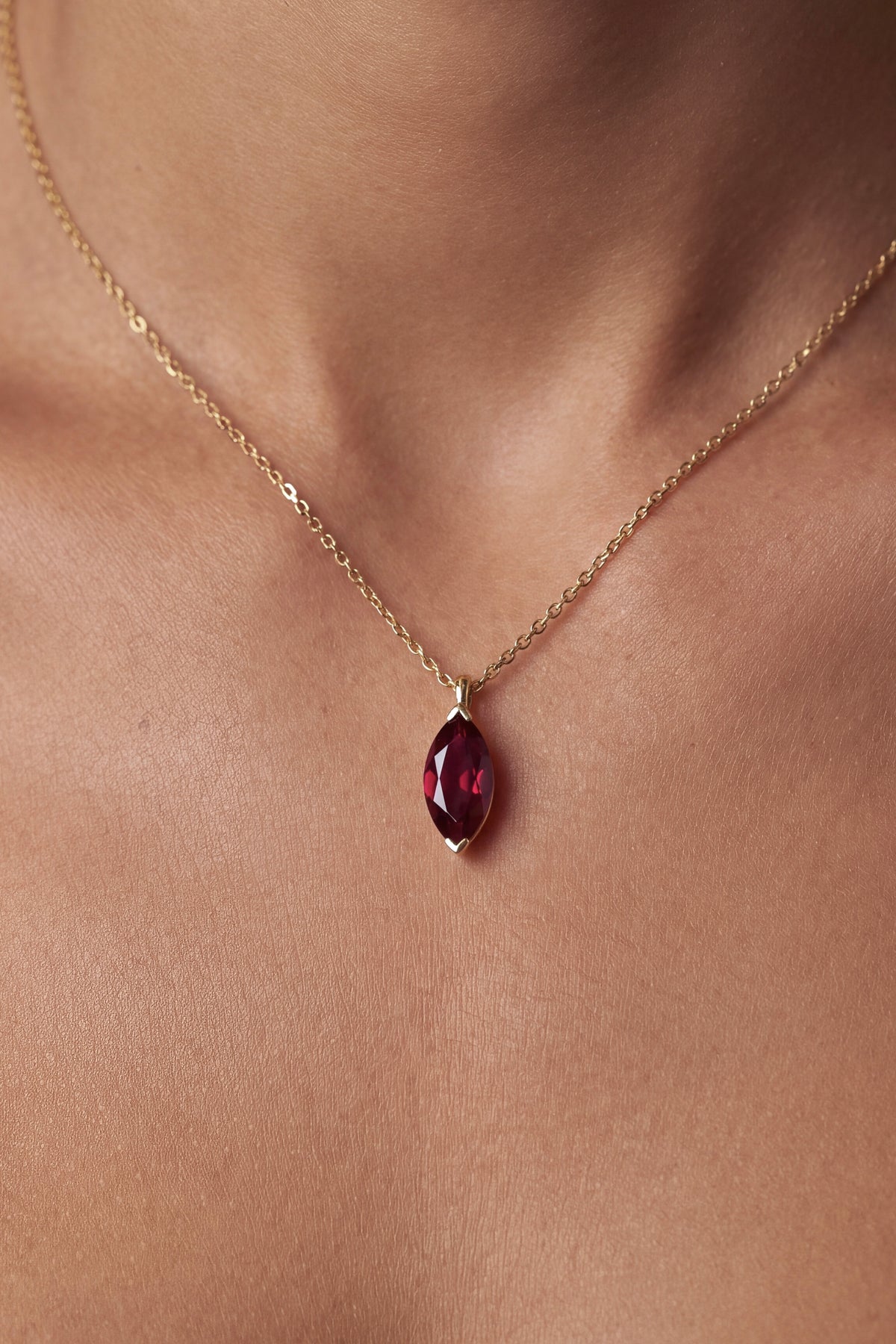 Diana Necklace in Gold
